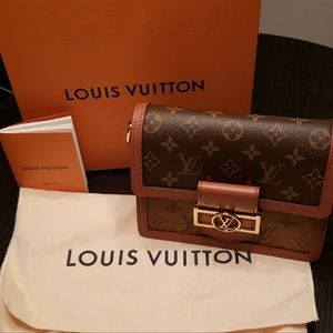 Louis Vuitton dauphine Mini